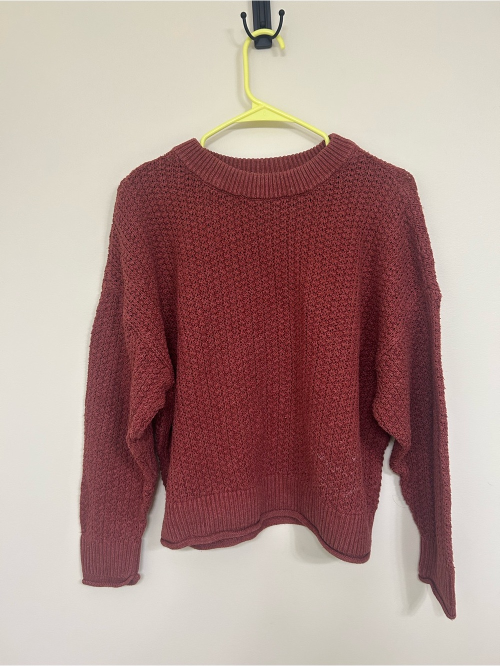 Universal Threads- Ochre Crewneck Sweater